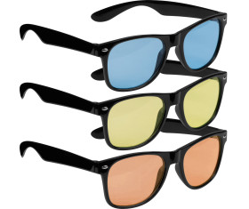 Sunglasses with colored glasses